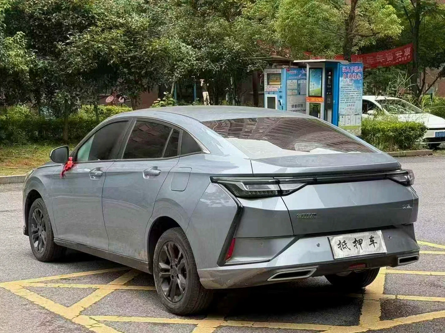 东风奕炫 后面外观二