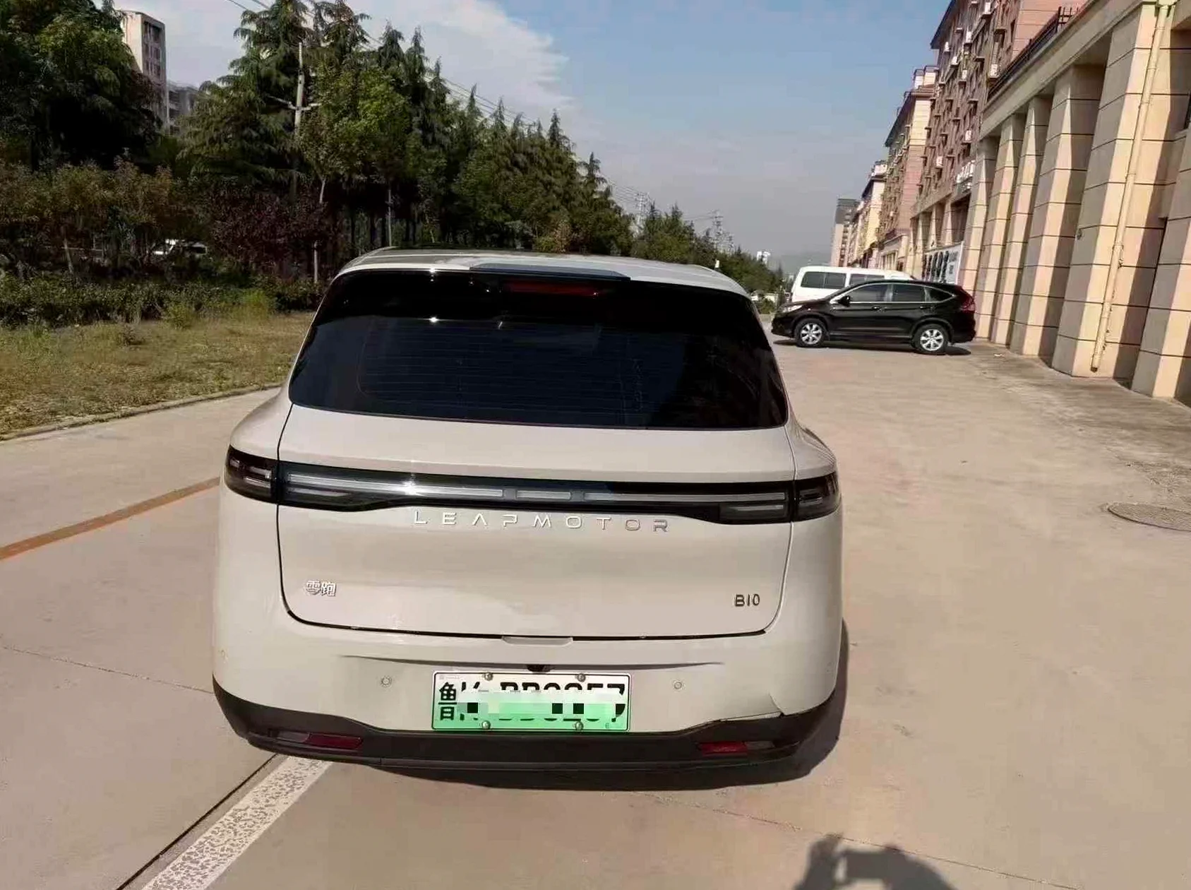 零跑汽车B10 后面外观一