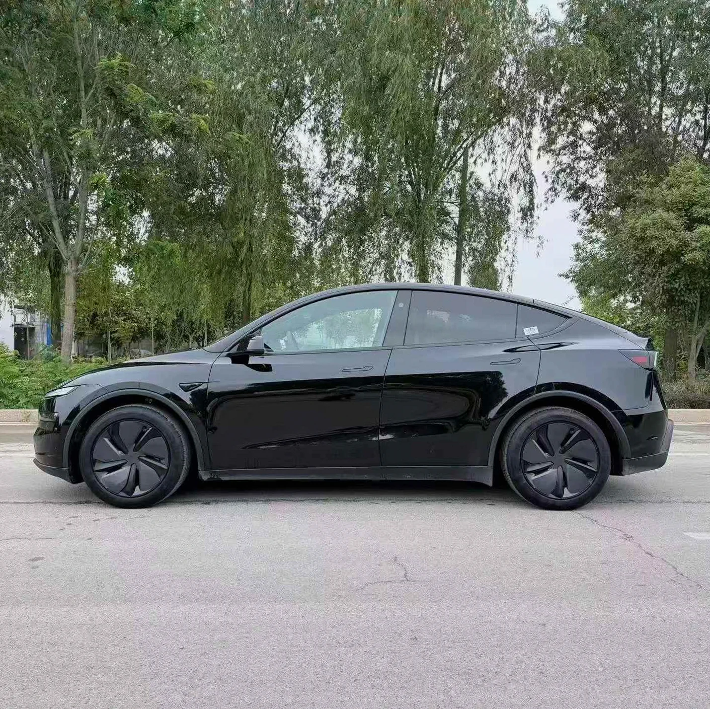 特斯拉MODEL 后面外观一