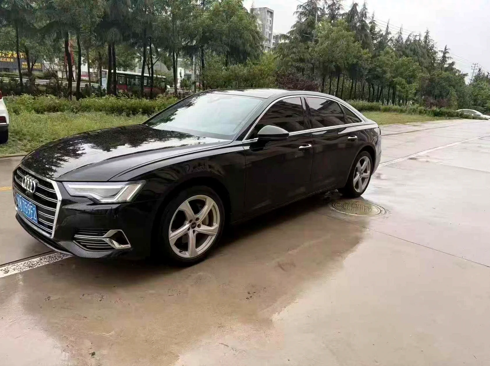 奥迪A6L 正面外观二