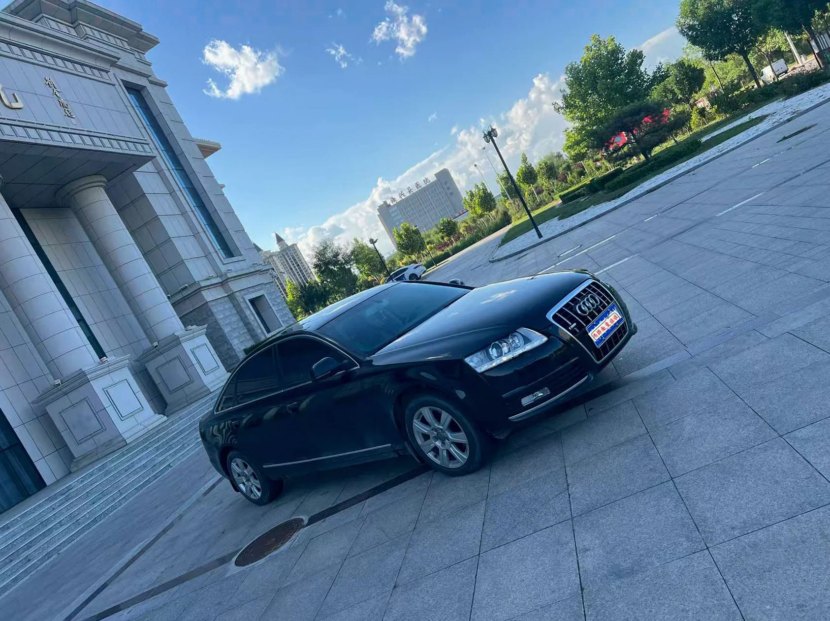 奥迪A6L 正面外观二