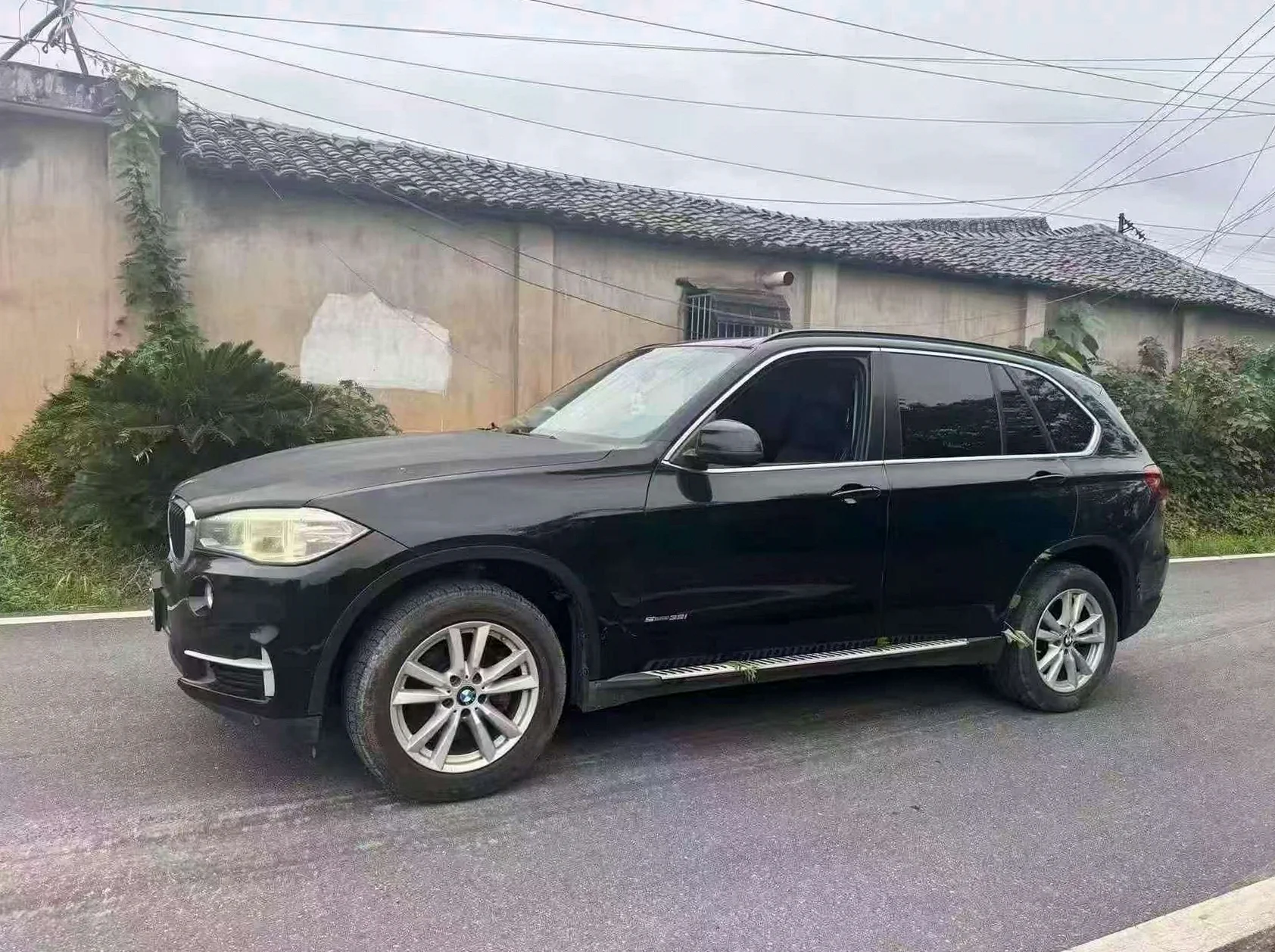 宝马X5 正面外观二