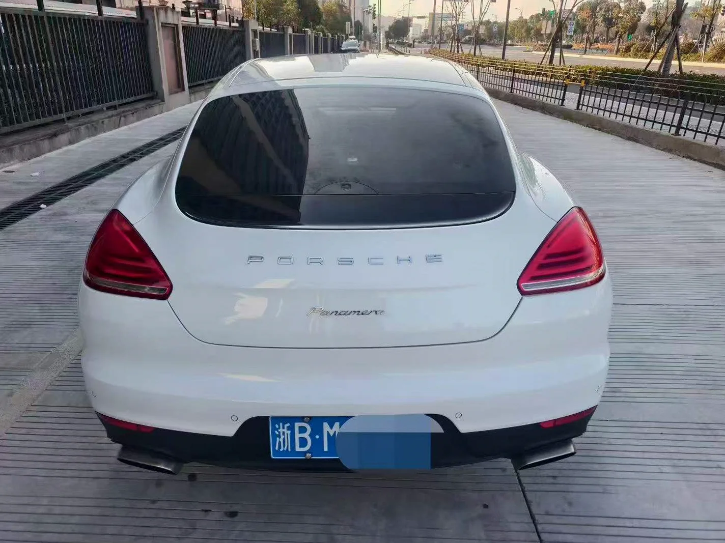 保时捷帕拉梅拉 内饰后排