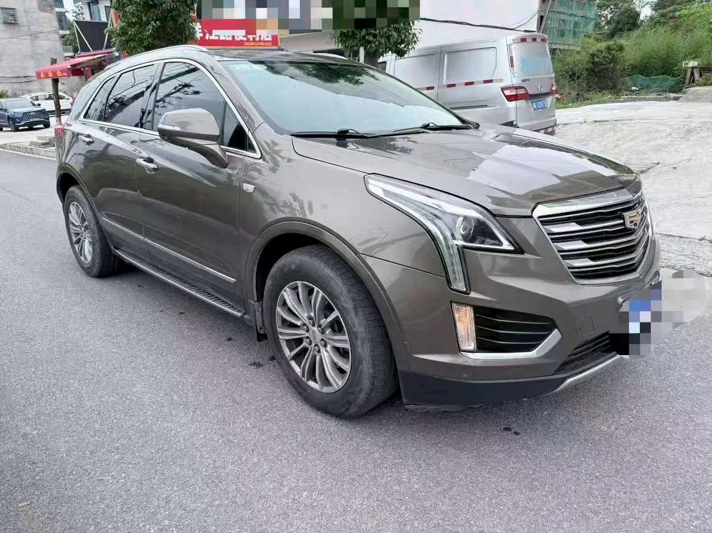 凯迪拉克XT5 正面外观三