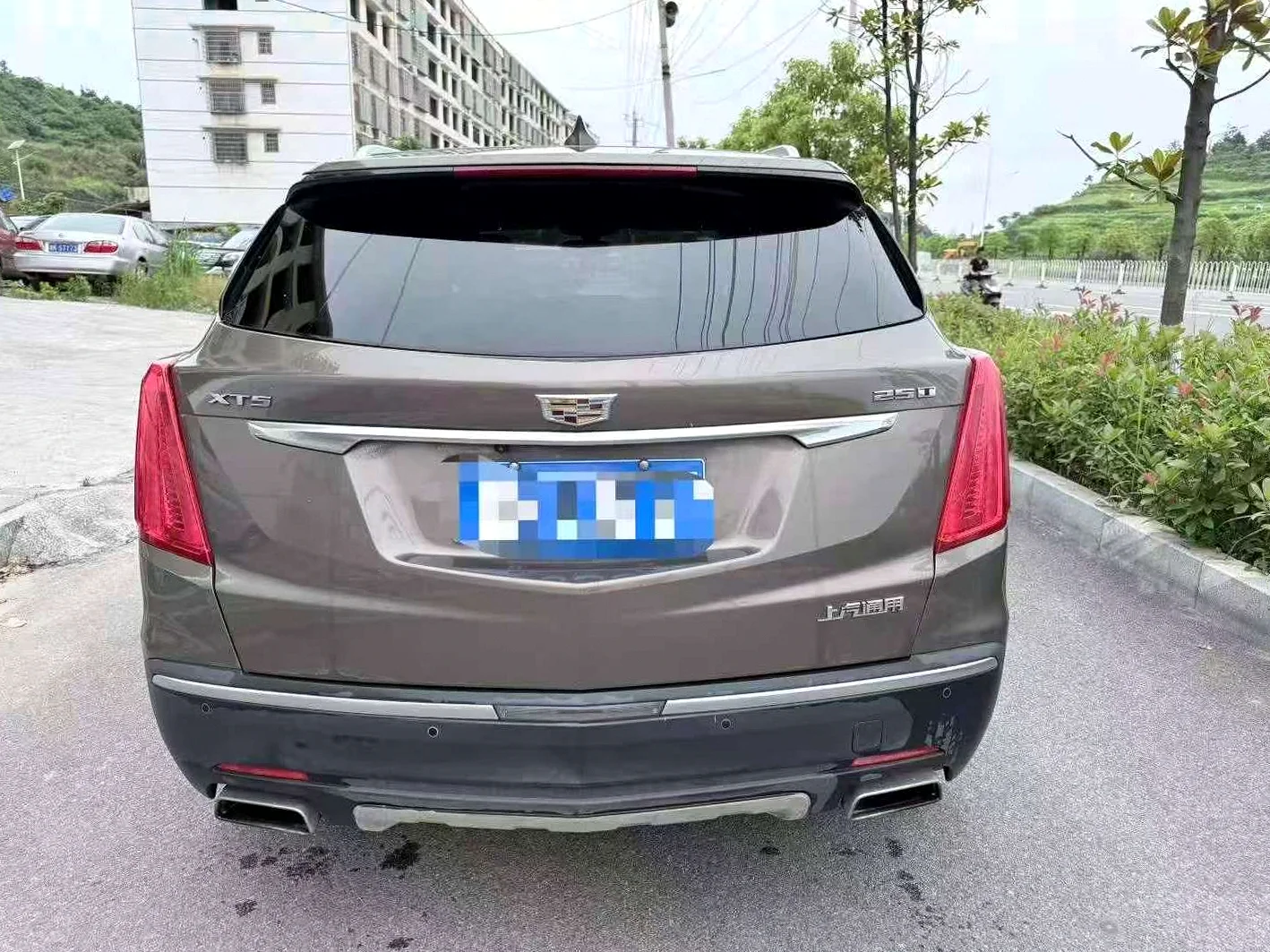凯迪拉克XT5 驾驶室