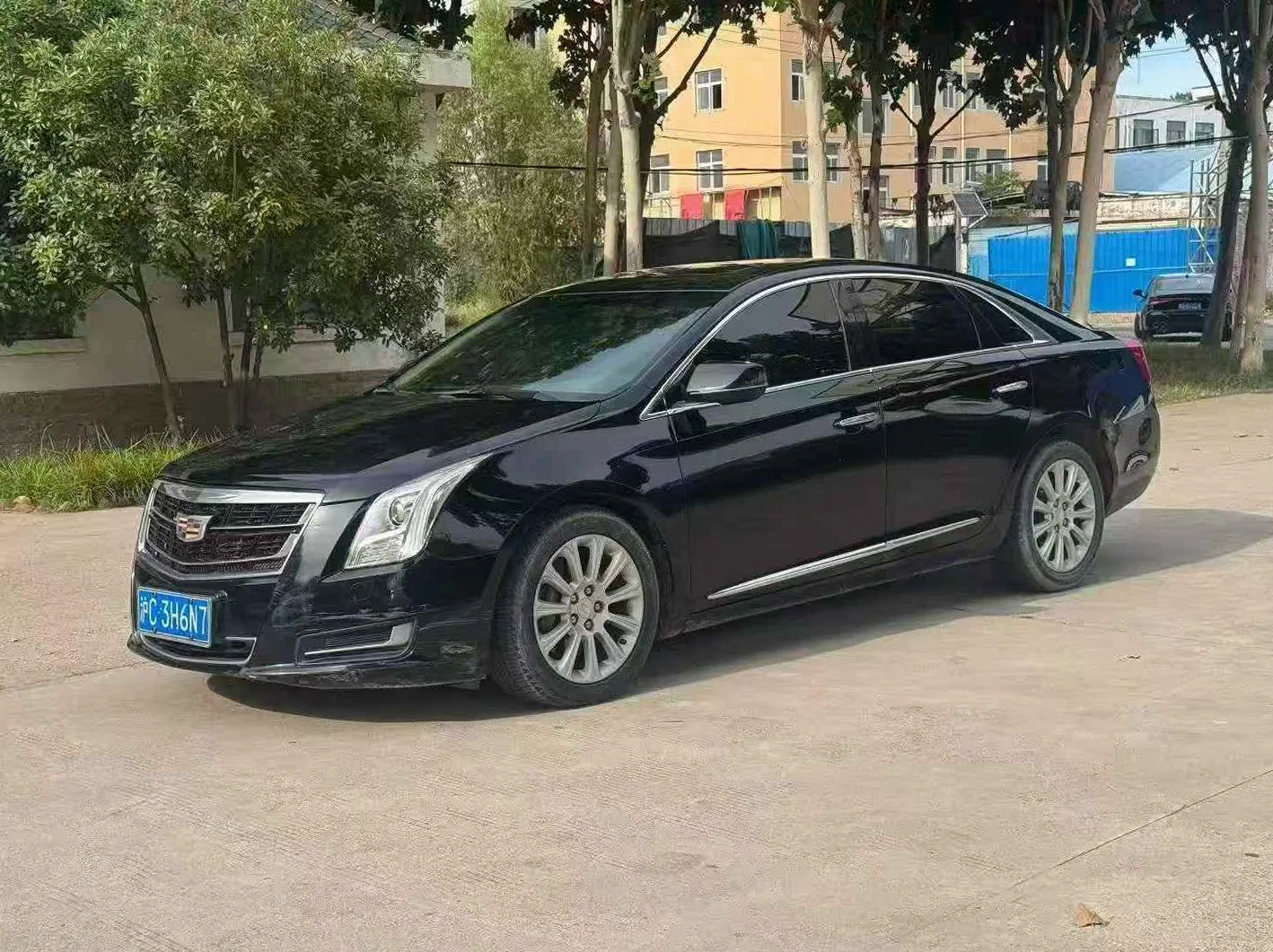 凯迪拉克XTS 正面外观三