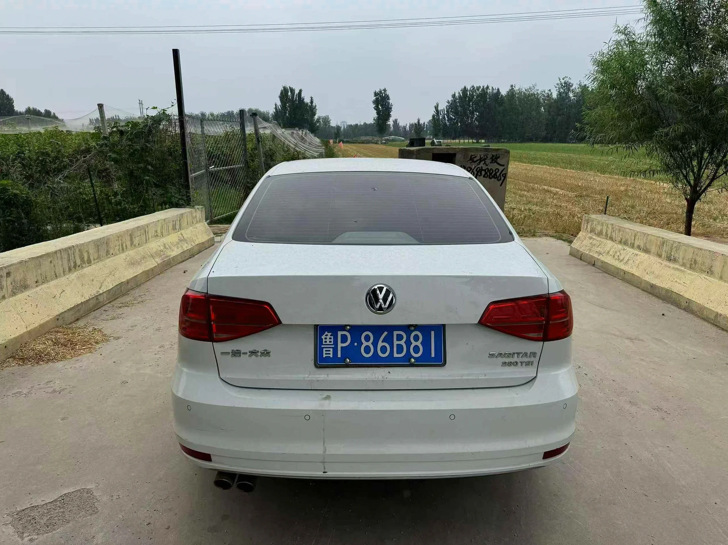 大众速腾 后面外观一