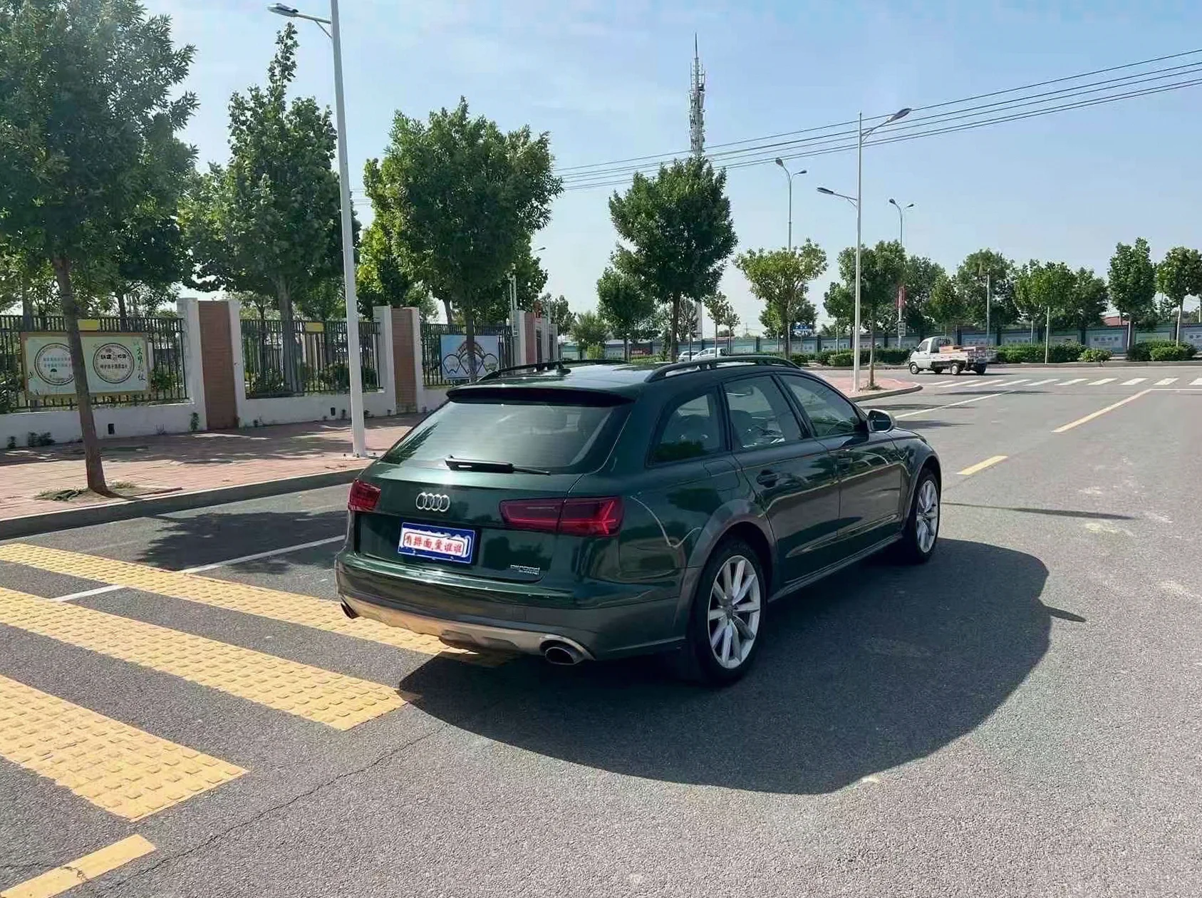 奥迪A6L 后面外观二