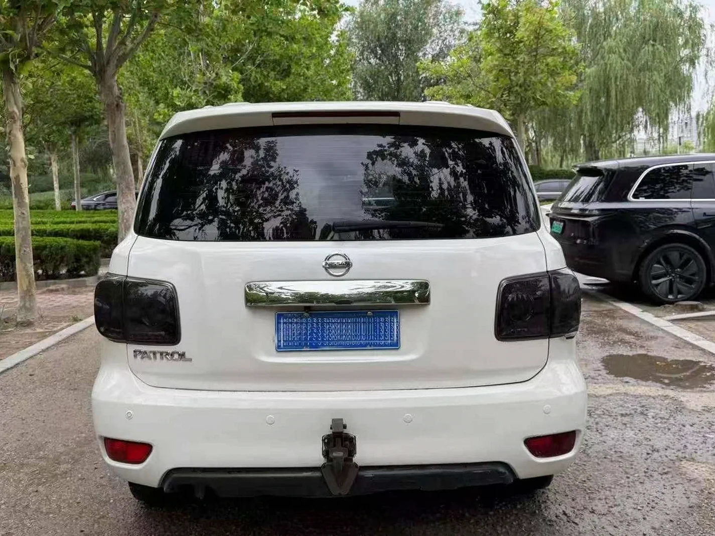 日产途乐 后面外观二