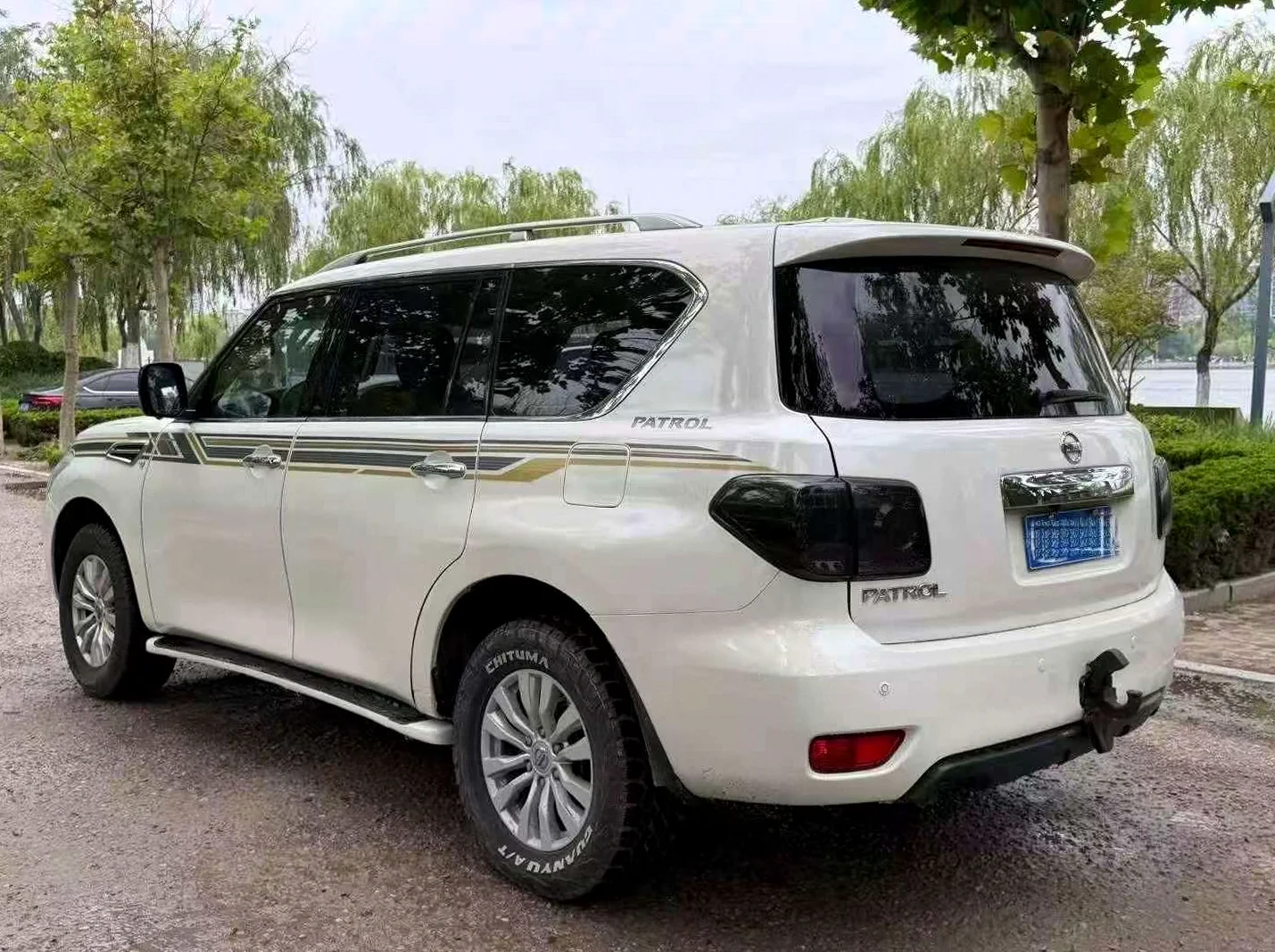 日产途乐 后面外观三