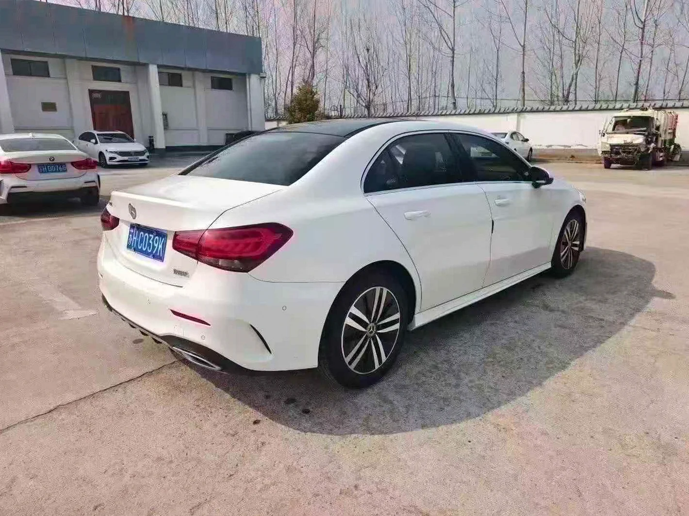 奔驰A 内饰前排