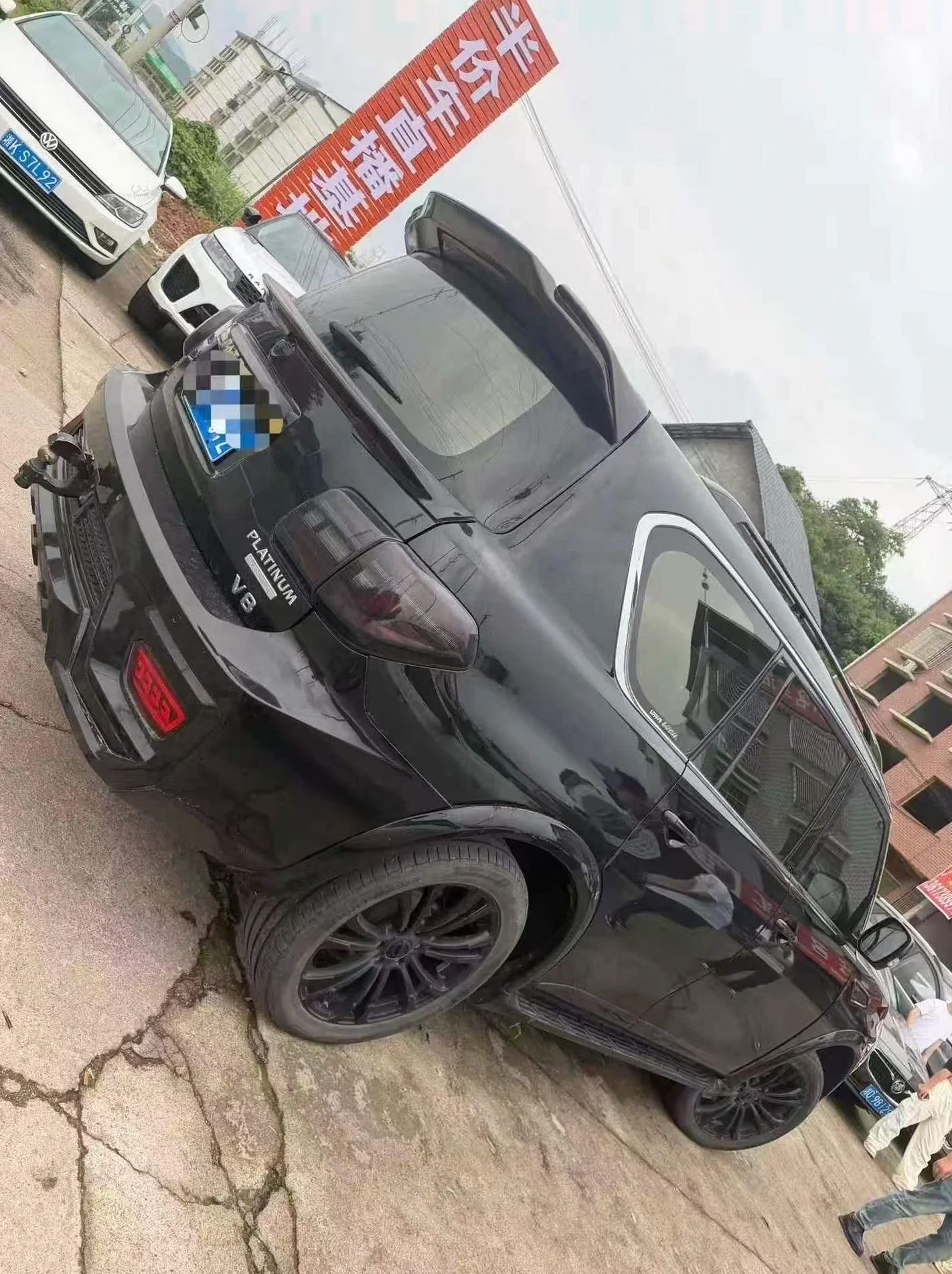 日产途乐 驾驶室
