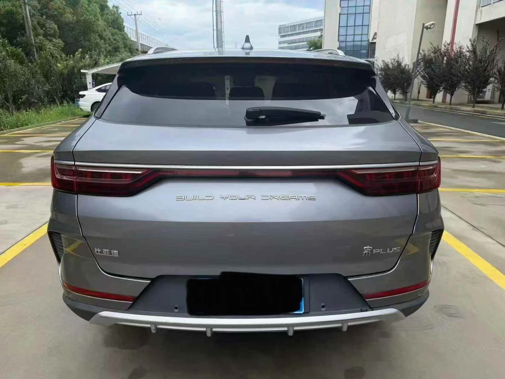 比亚迪宋PLUS 驾驶室