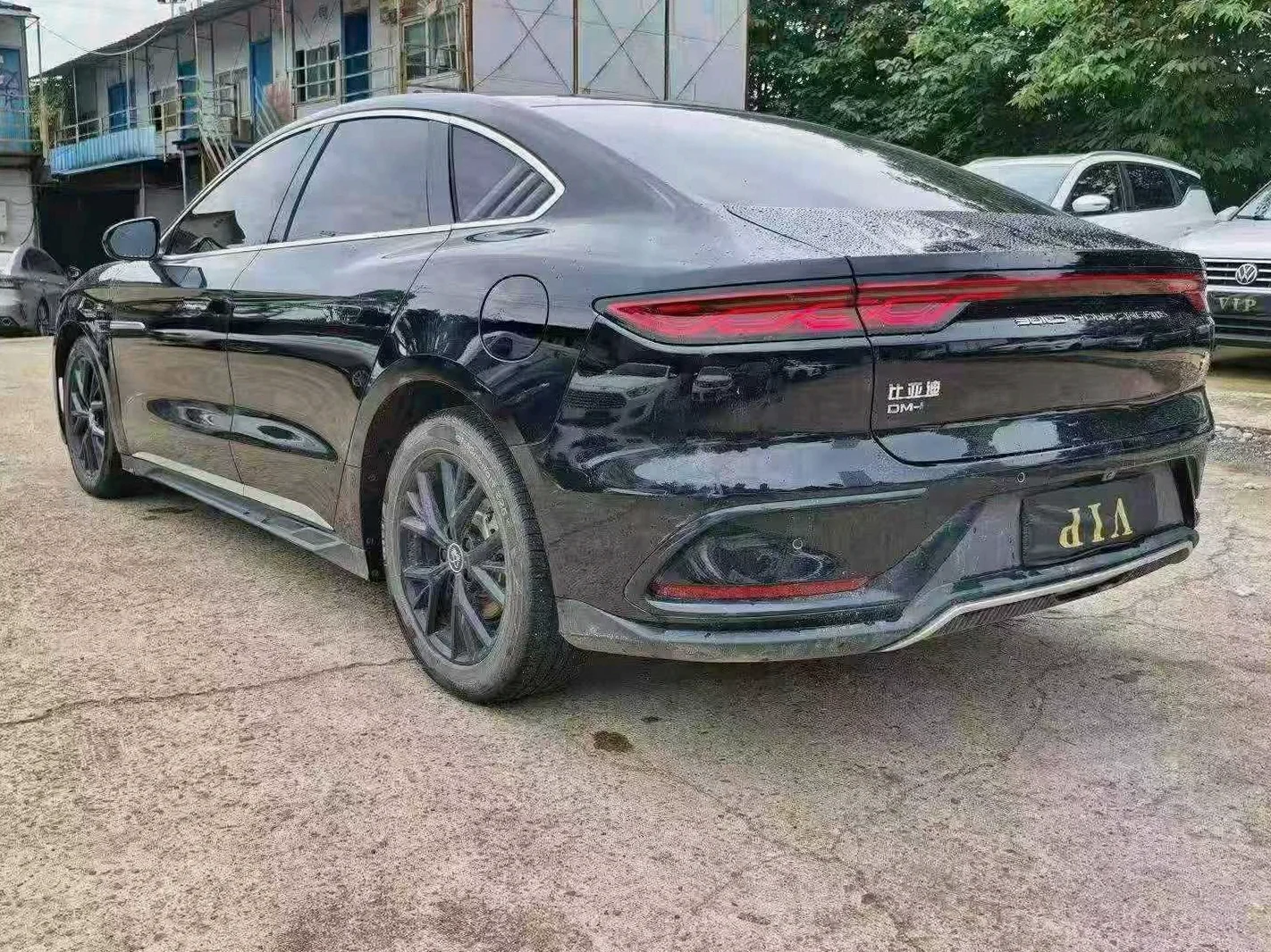 比亚迪汉DM 后面外观三
