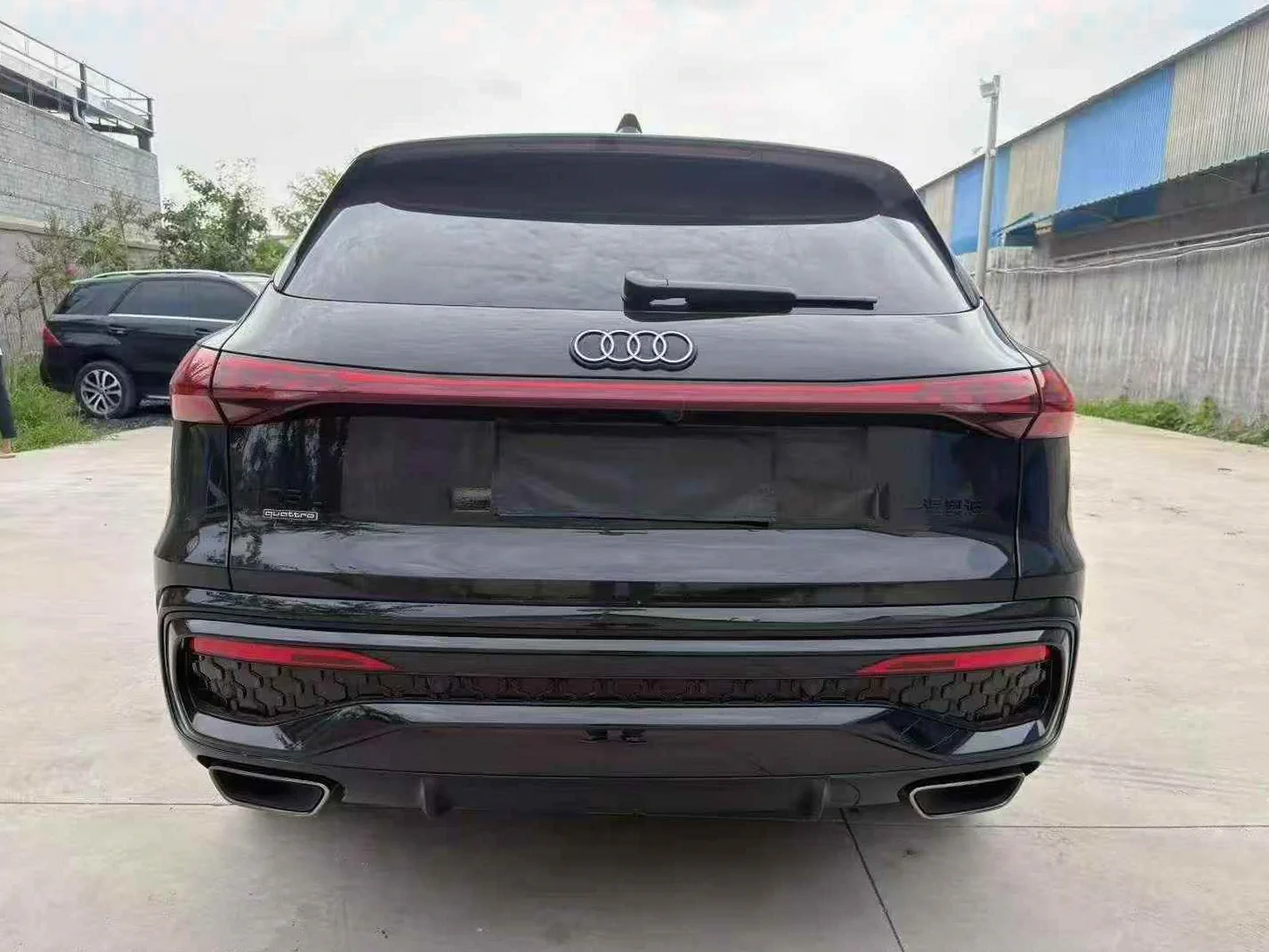 奥迪Q5 后面外观二