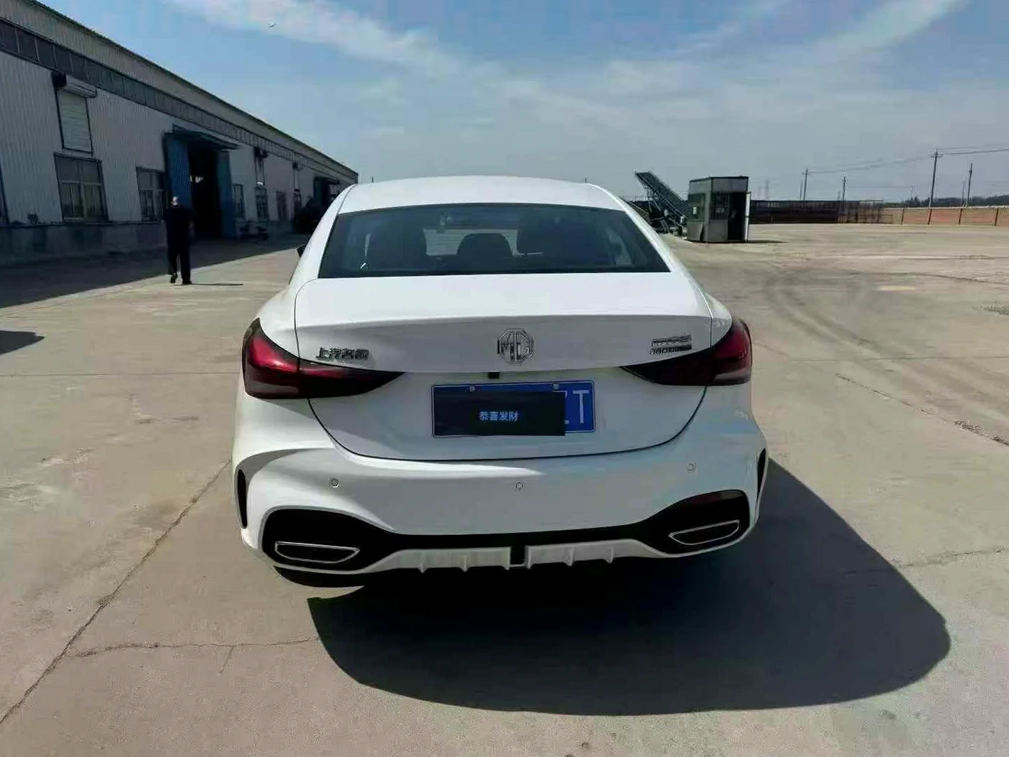 名爵5 后面外观二