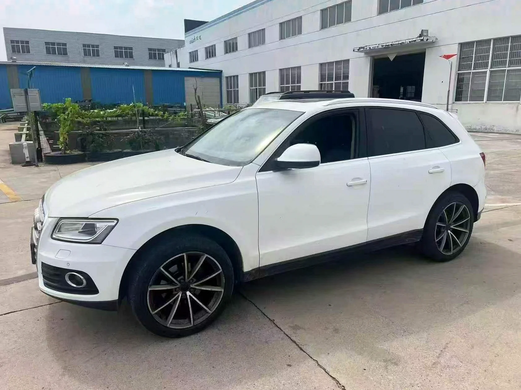 奥迪Q5 正面外观三