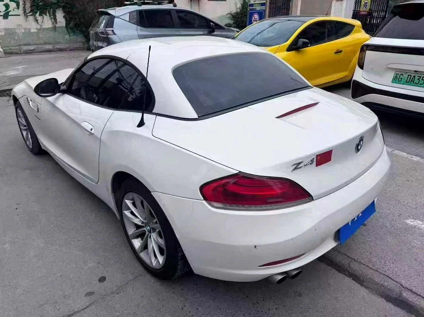 宝马Z4 后面外观三