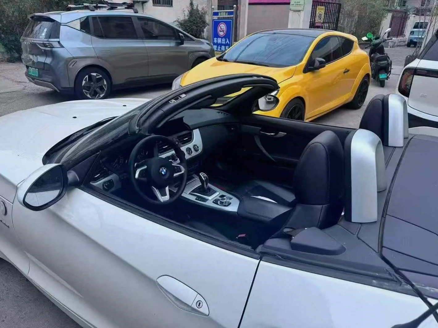 宝马Z4 驾驶室