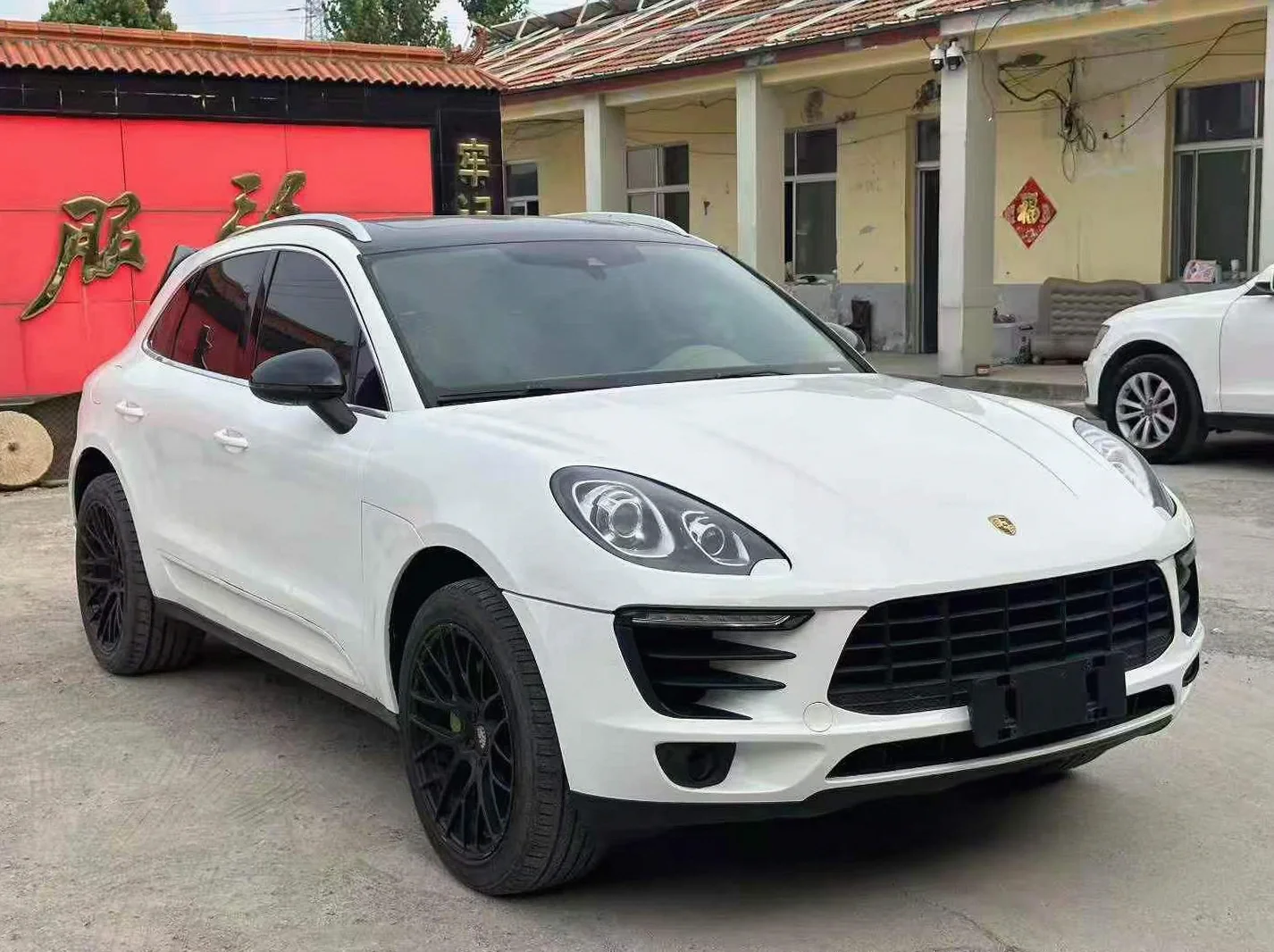 17年保时捷Macan 2.0T四驱高配