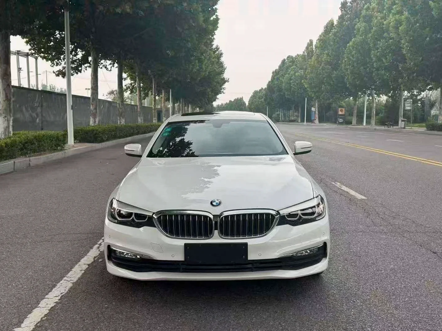 准18年宝马528Li 2.0T顶配
