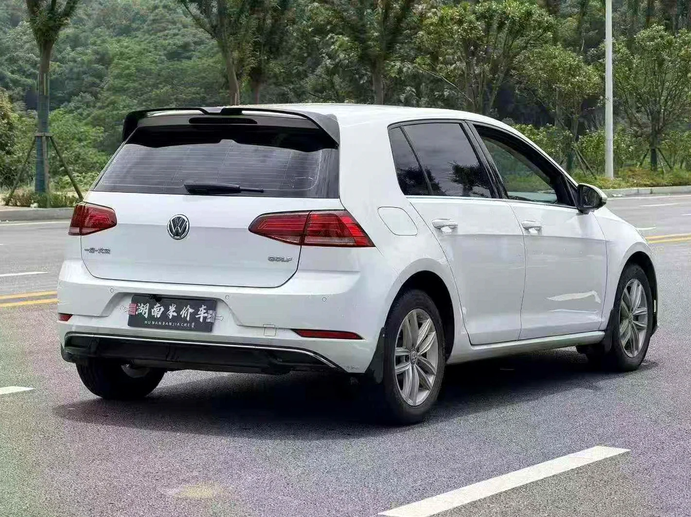 大众高尔夫 驾驶室