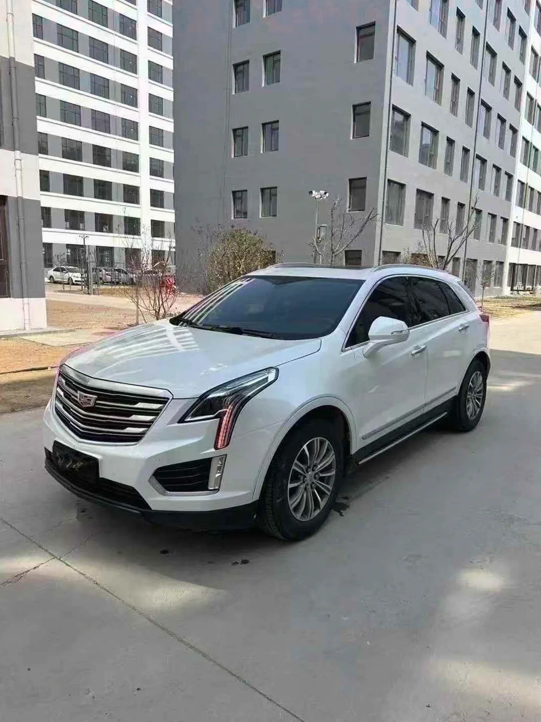凯迪拉克XT5 正面外观三
