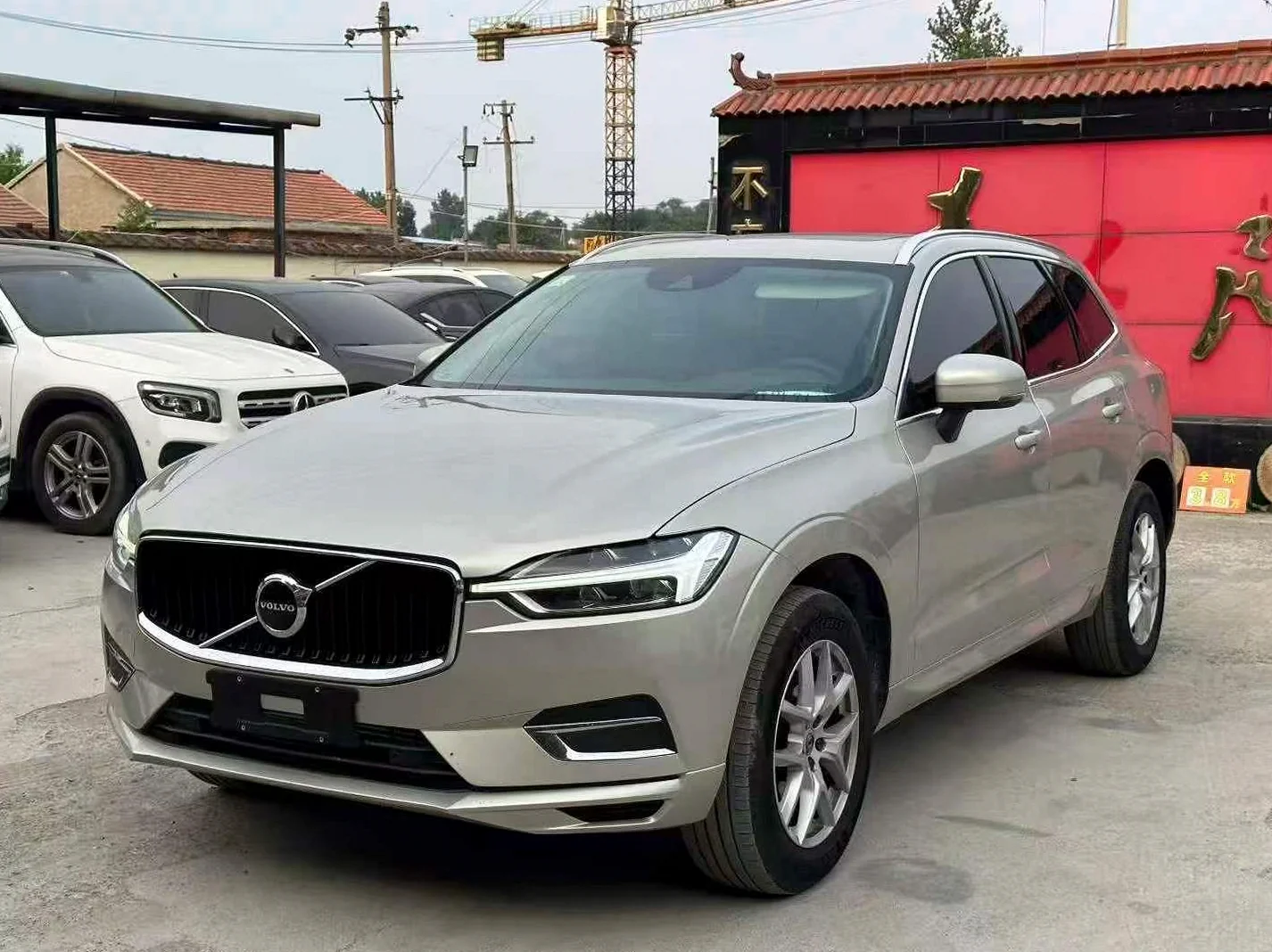 沃尔沃XC60 正面外观三