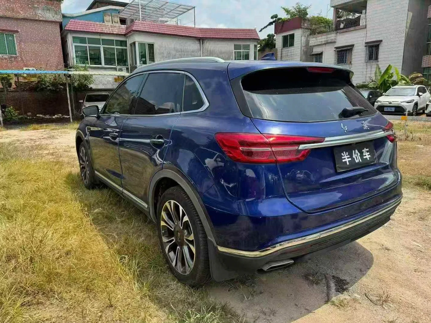 红旗HS5 驾驶室