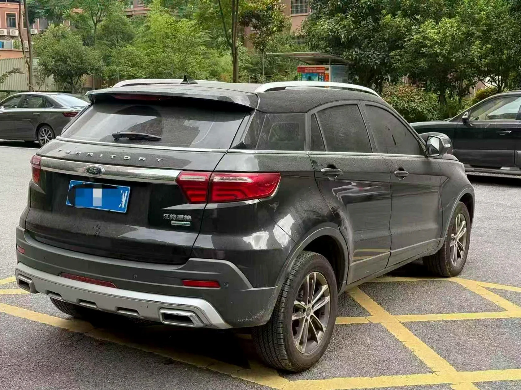 福特领界 后面外观一