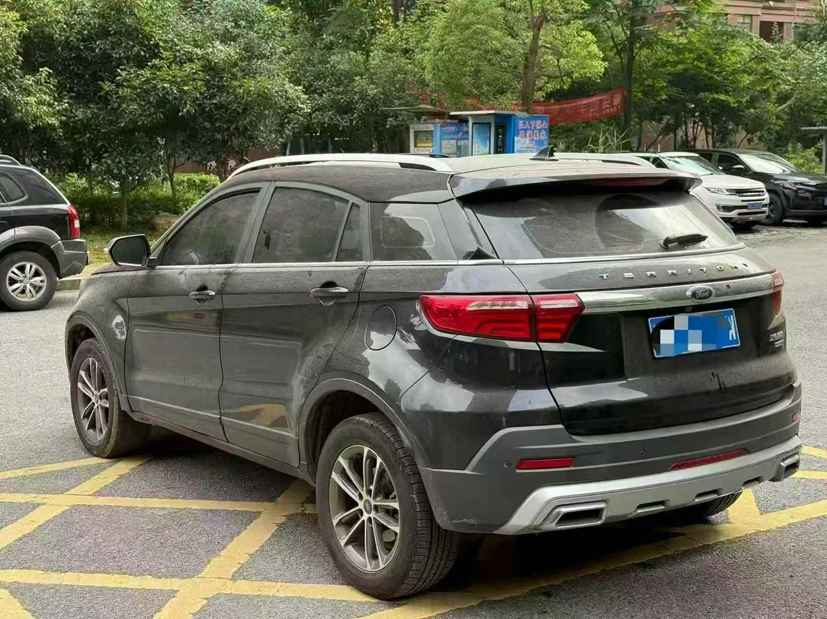 福特领界 后面外观二