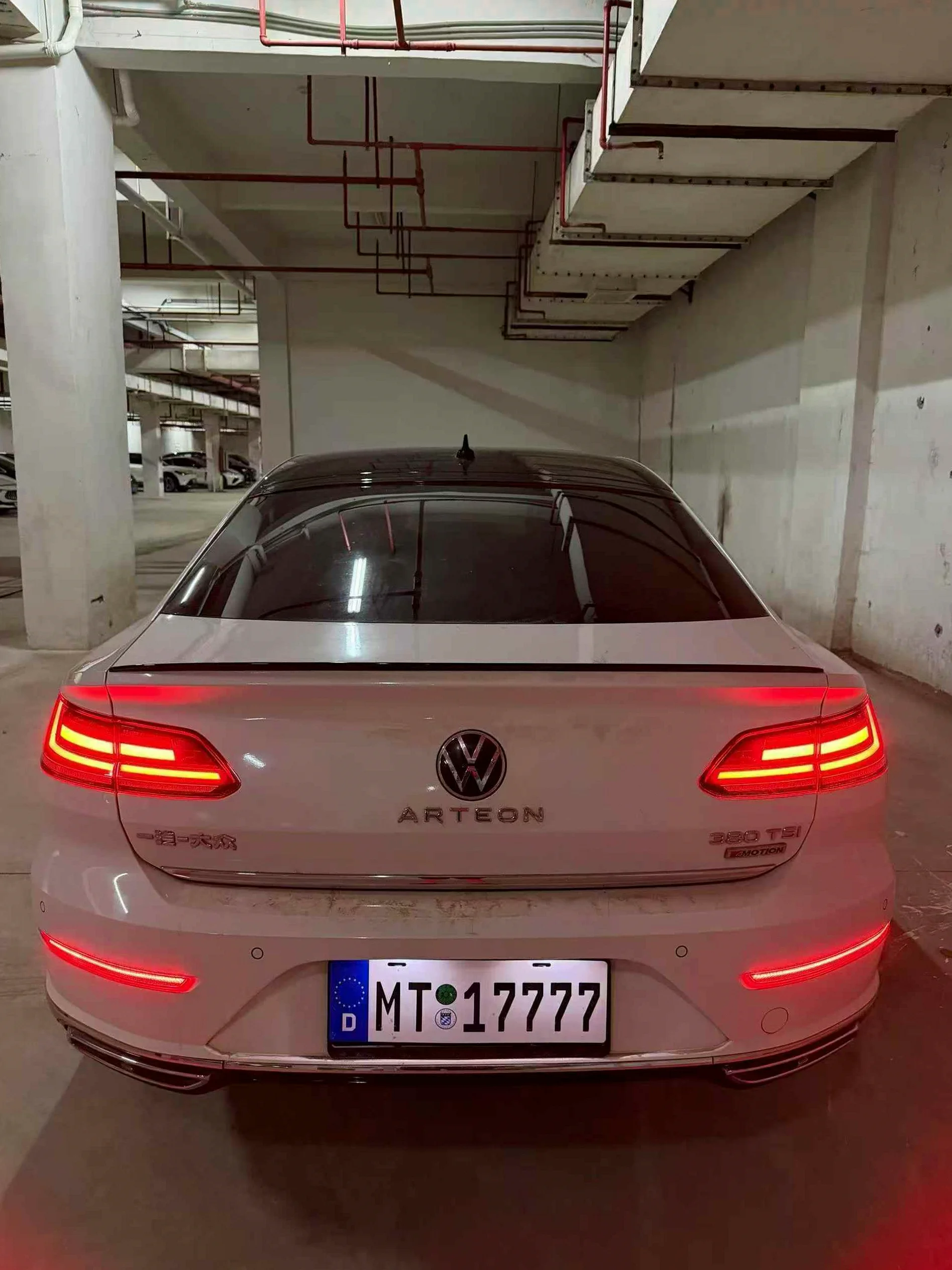 大众CC 后面外观三