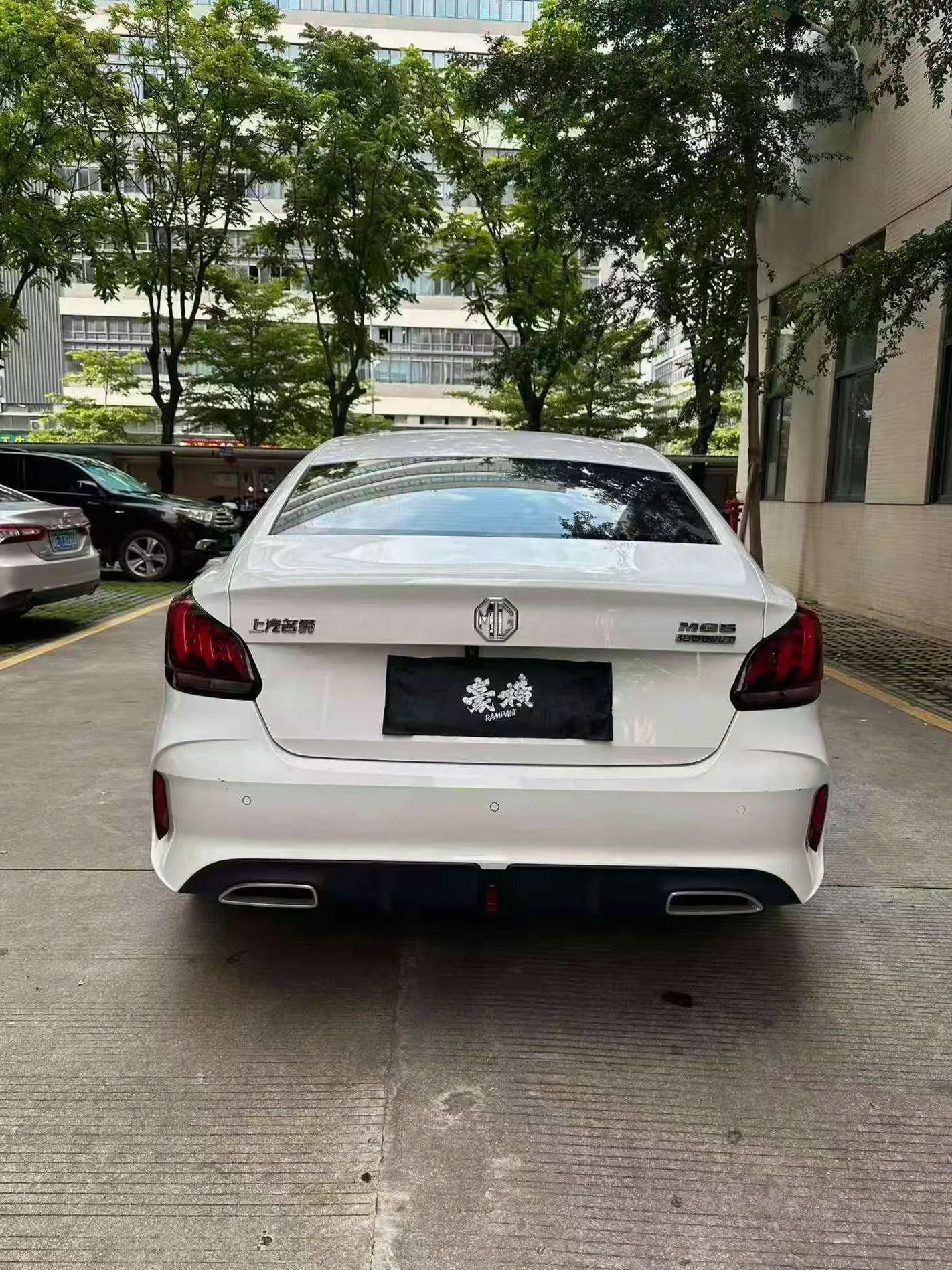 名爵5 后面外观二