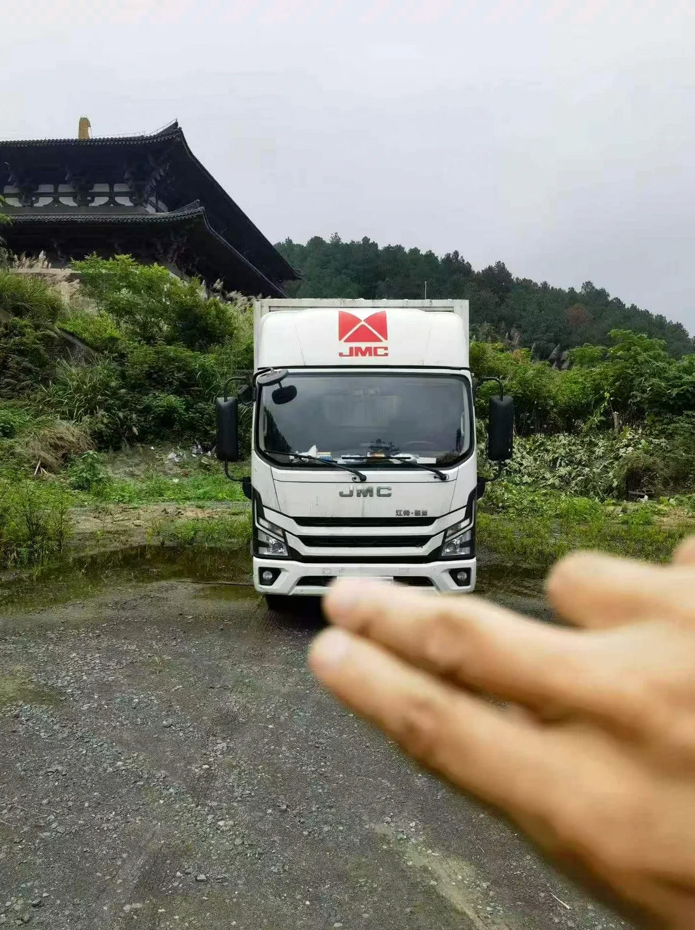 江铃凯运 正面外观二