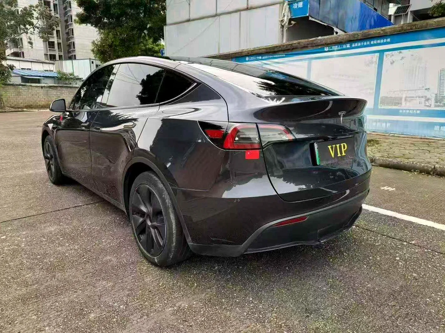 特斯拉MODEL 后面外观一