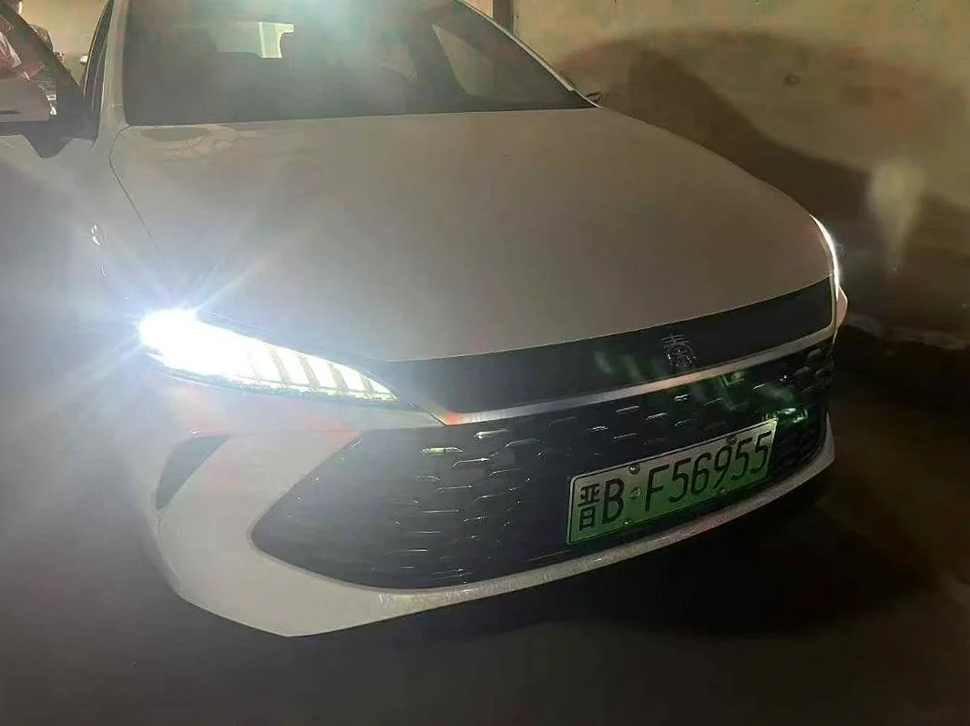 26款比亚迪秦plus混动