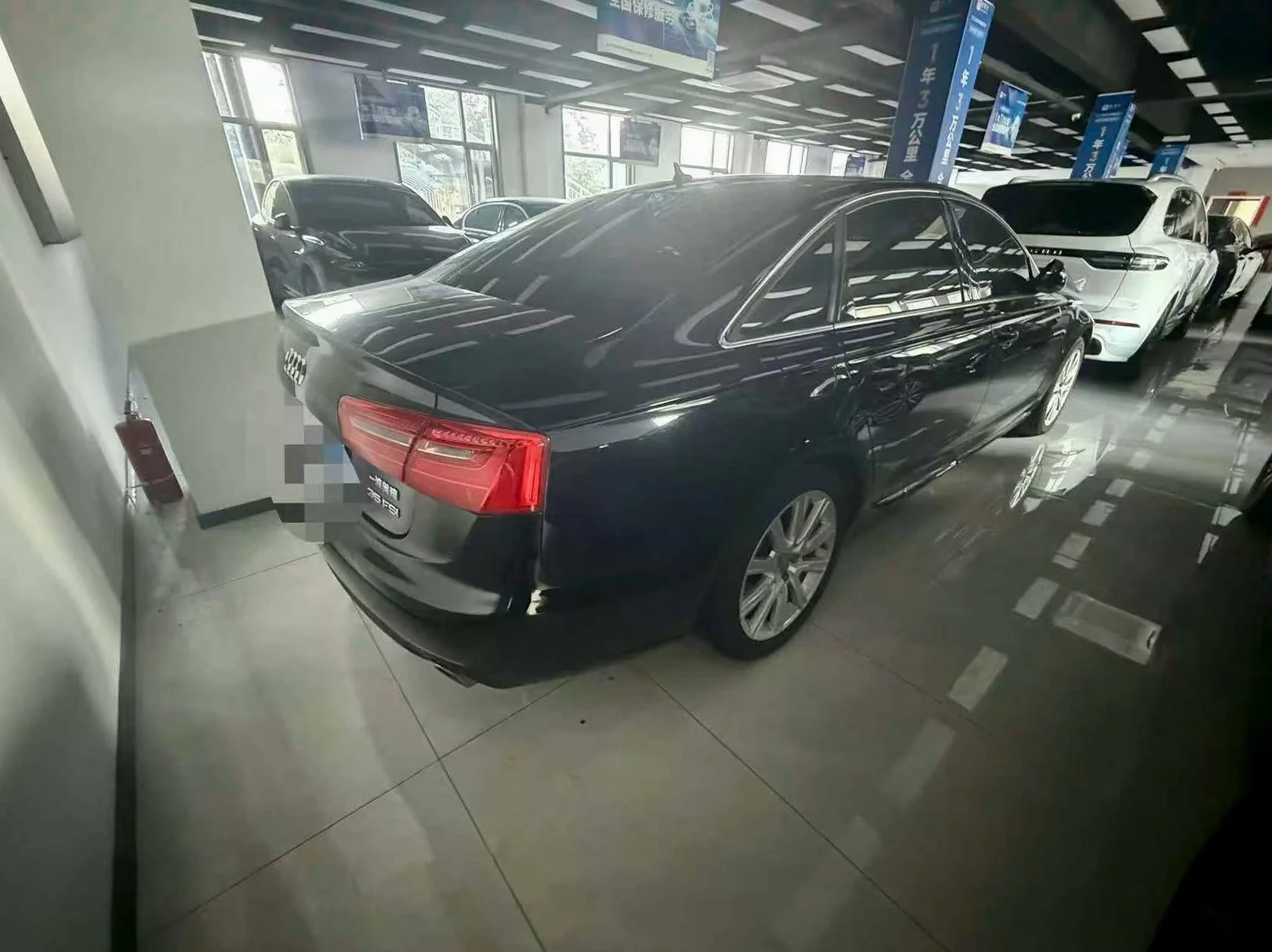 奥迪A6L 正面外观三