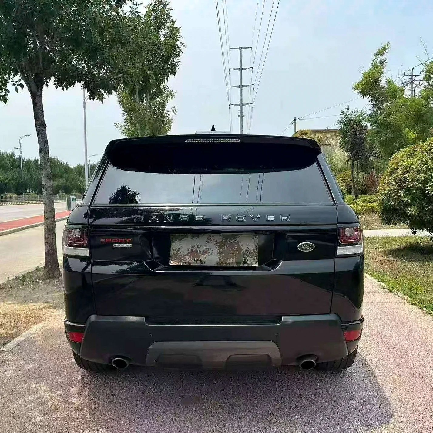 路虎揽胜运动 后面外观二