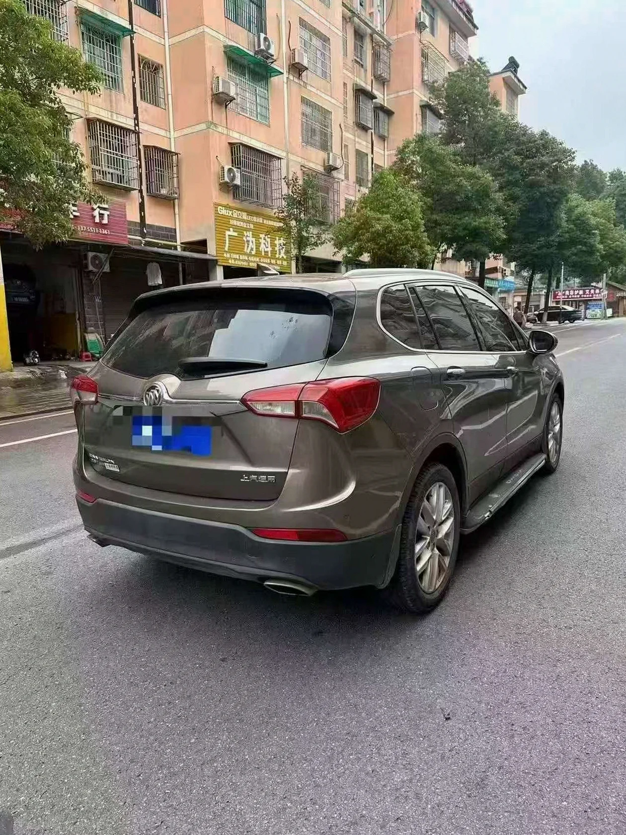 别克昂科威 驾驶室