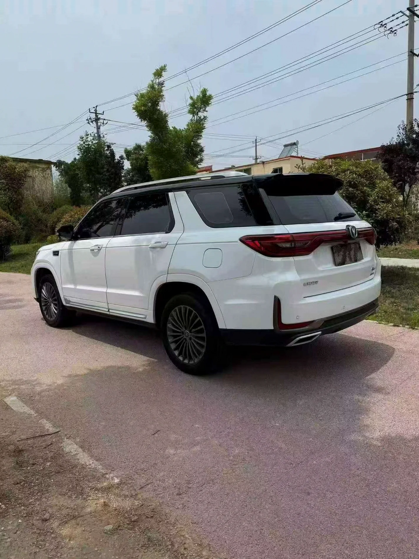 长安汽车CS95 后面外观三