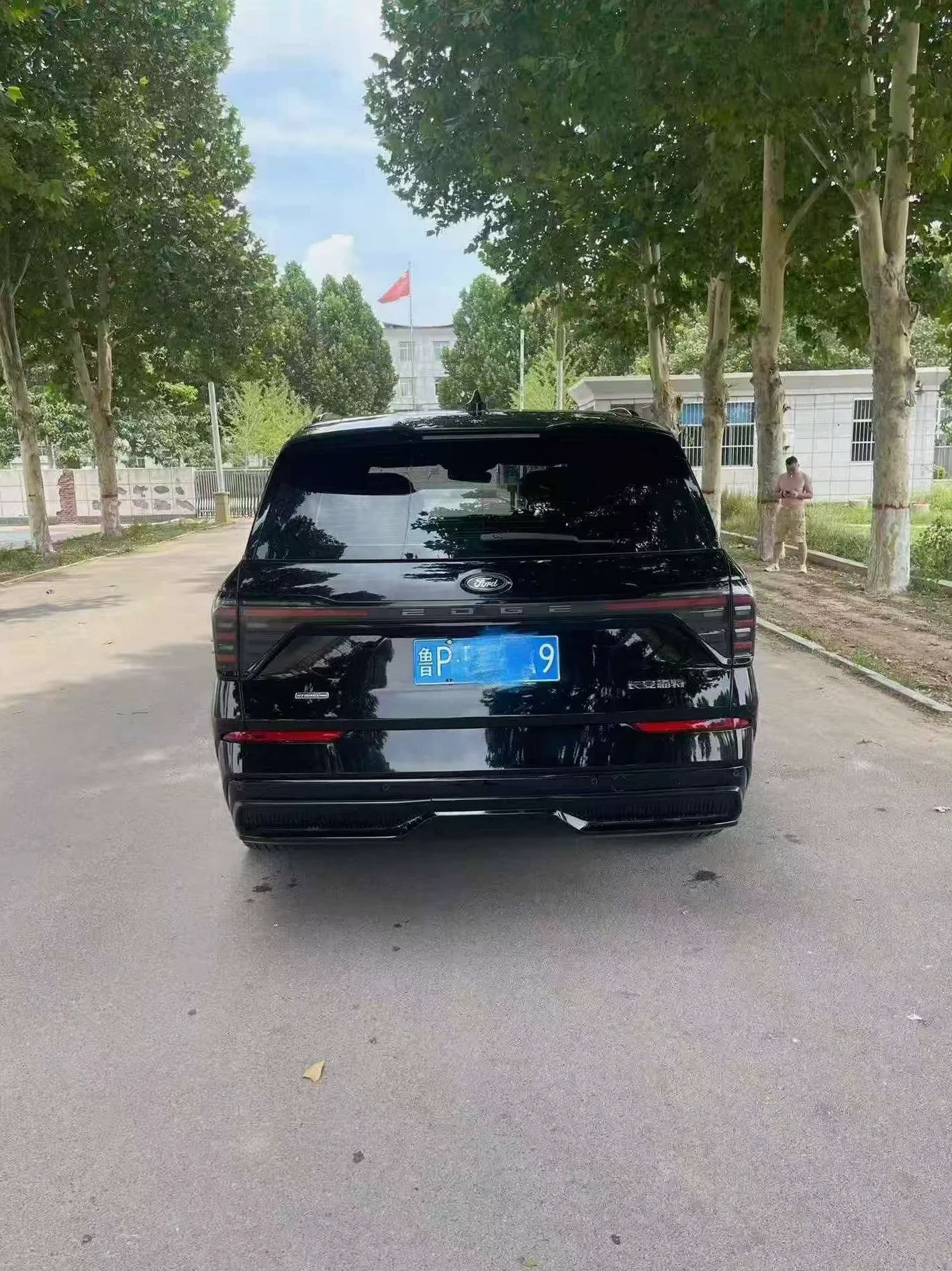福特锐界 后面外观一