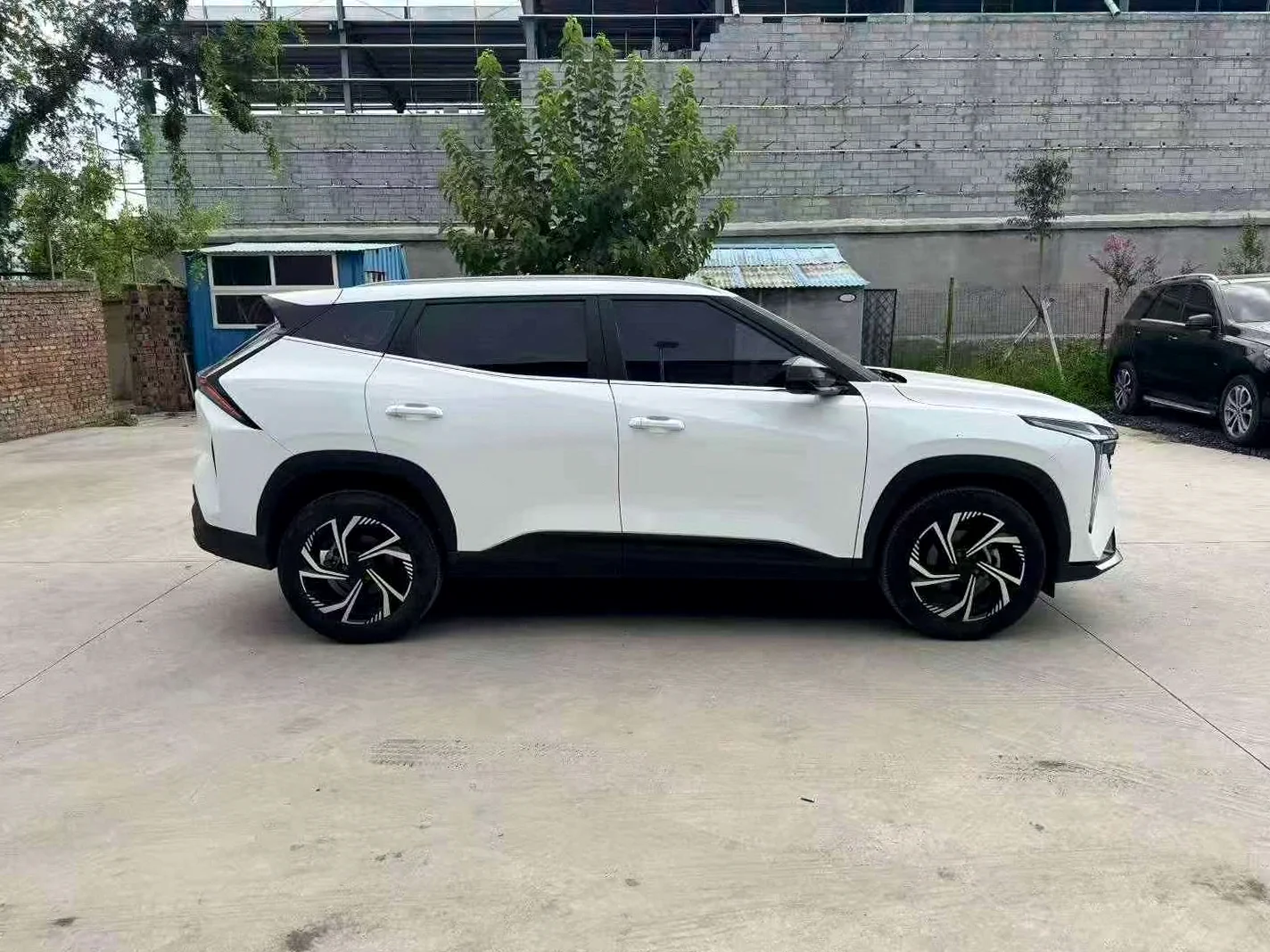 吉利博越 后面外观三