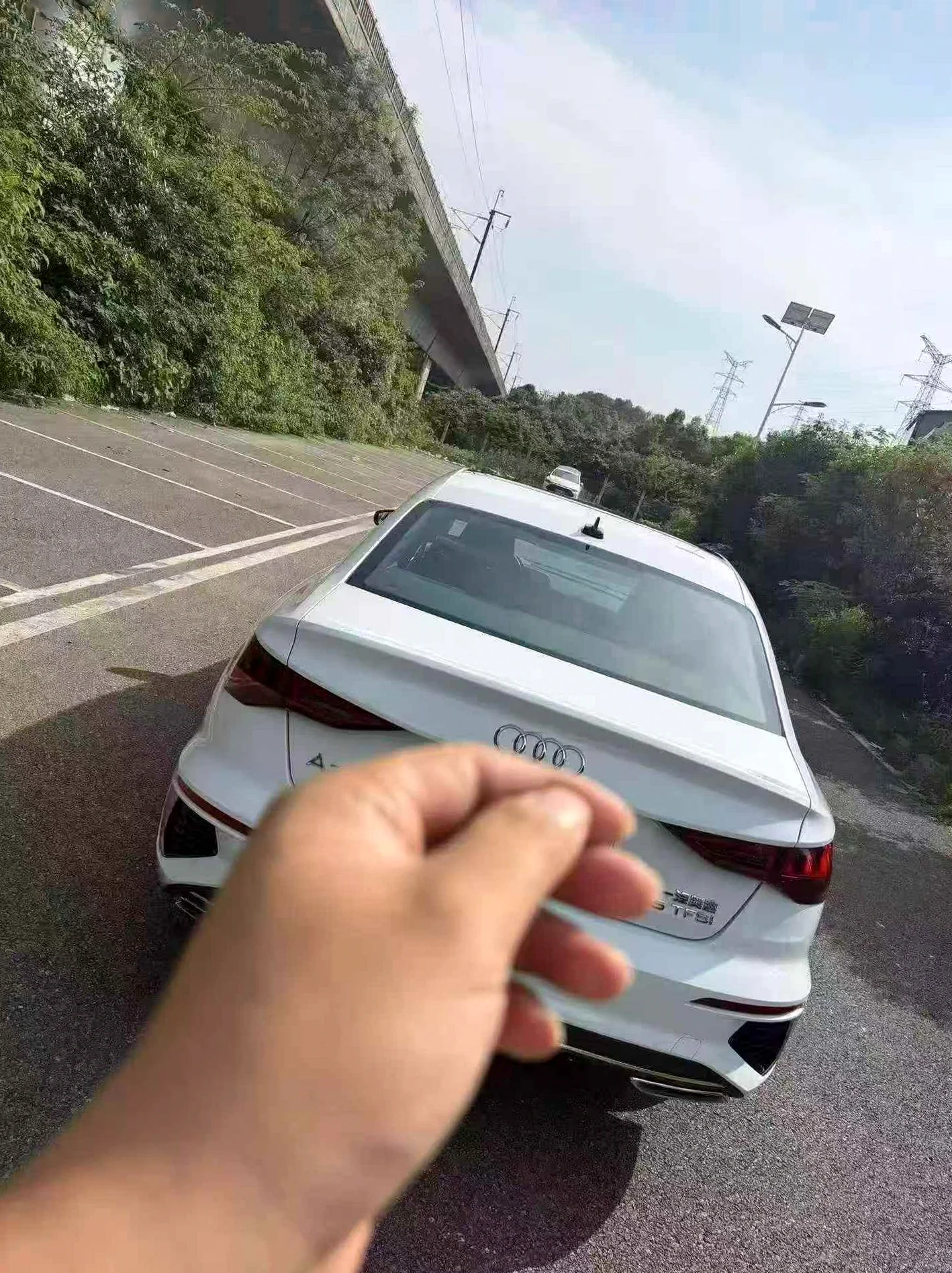 奥迪A3 后面外观二