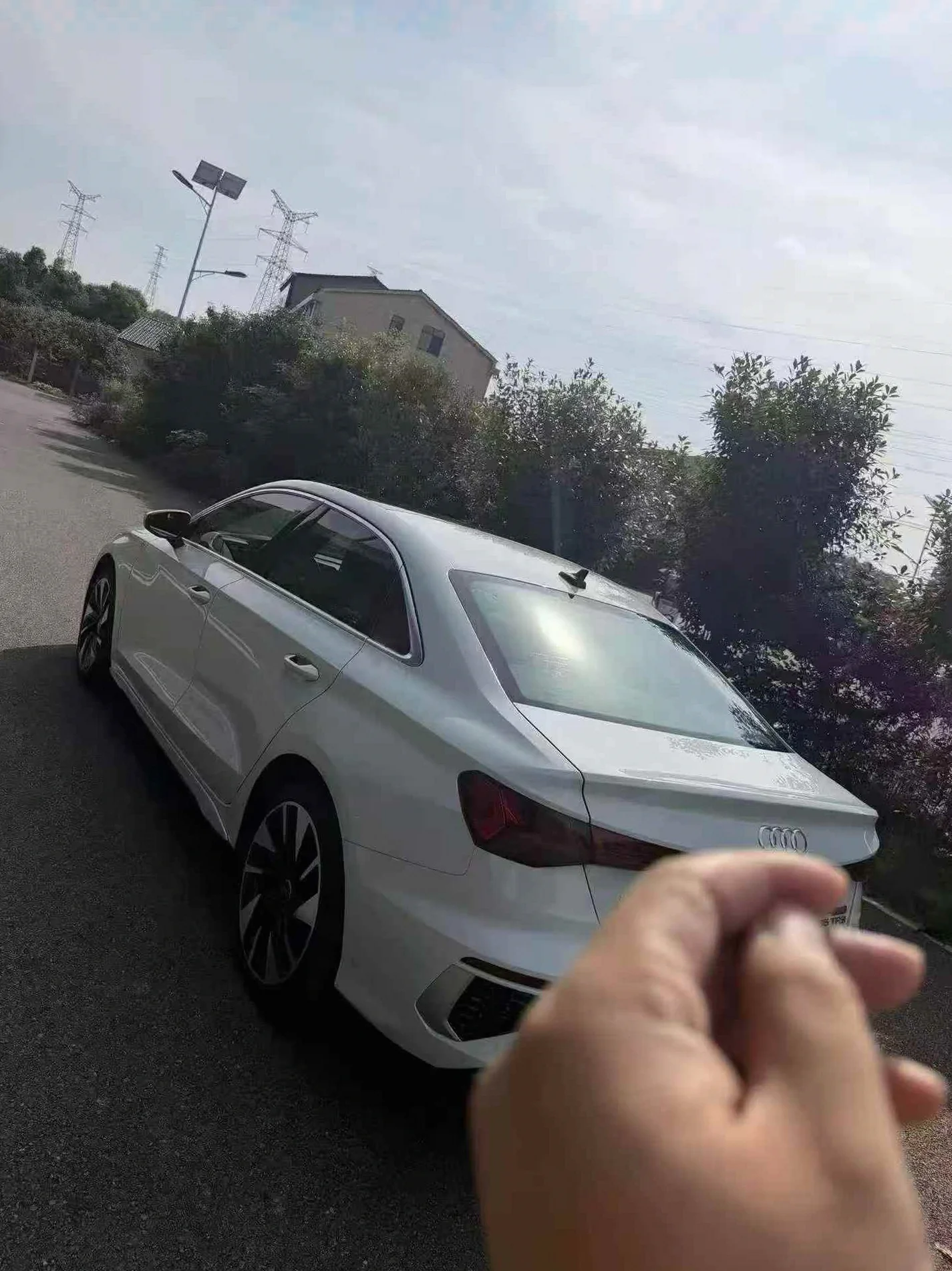 奥迪A3 后面外观一