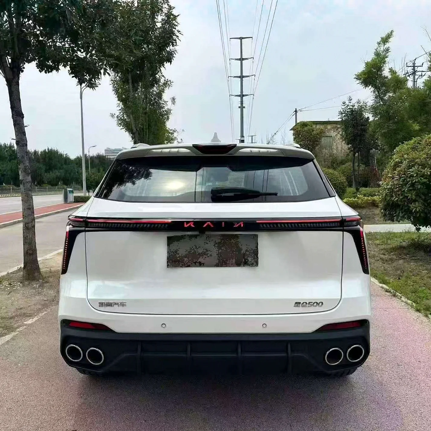 凯翼昆仑 后面外观二