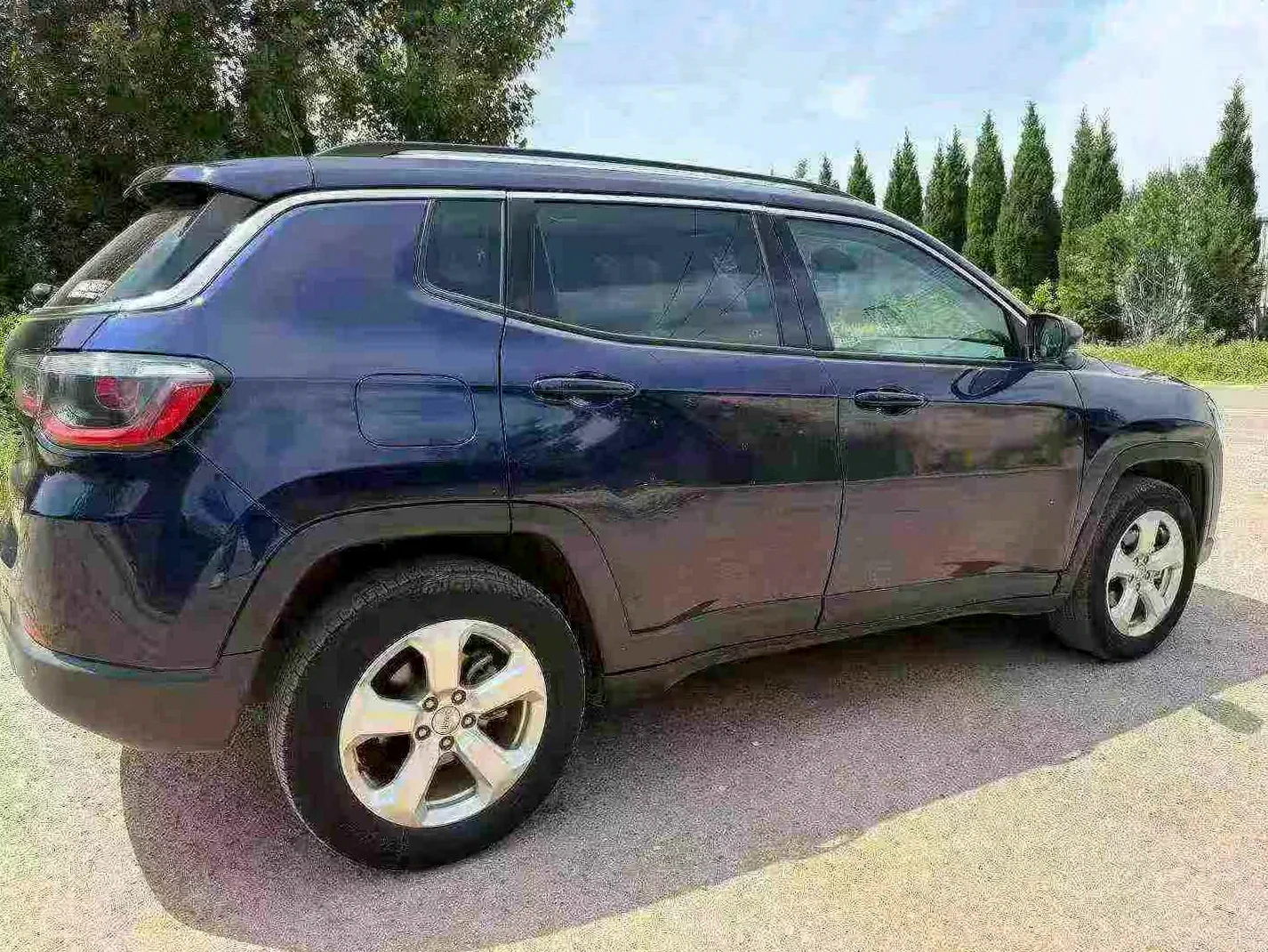 Jeep指南者 内饰前排