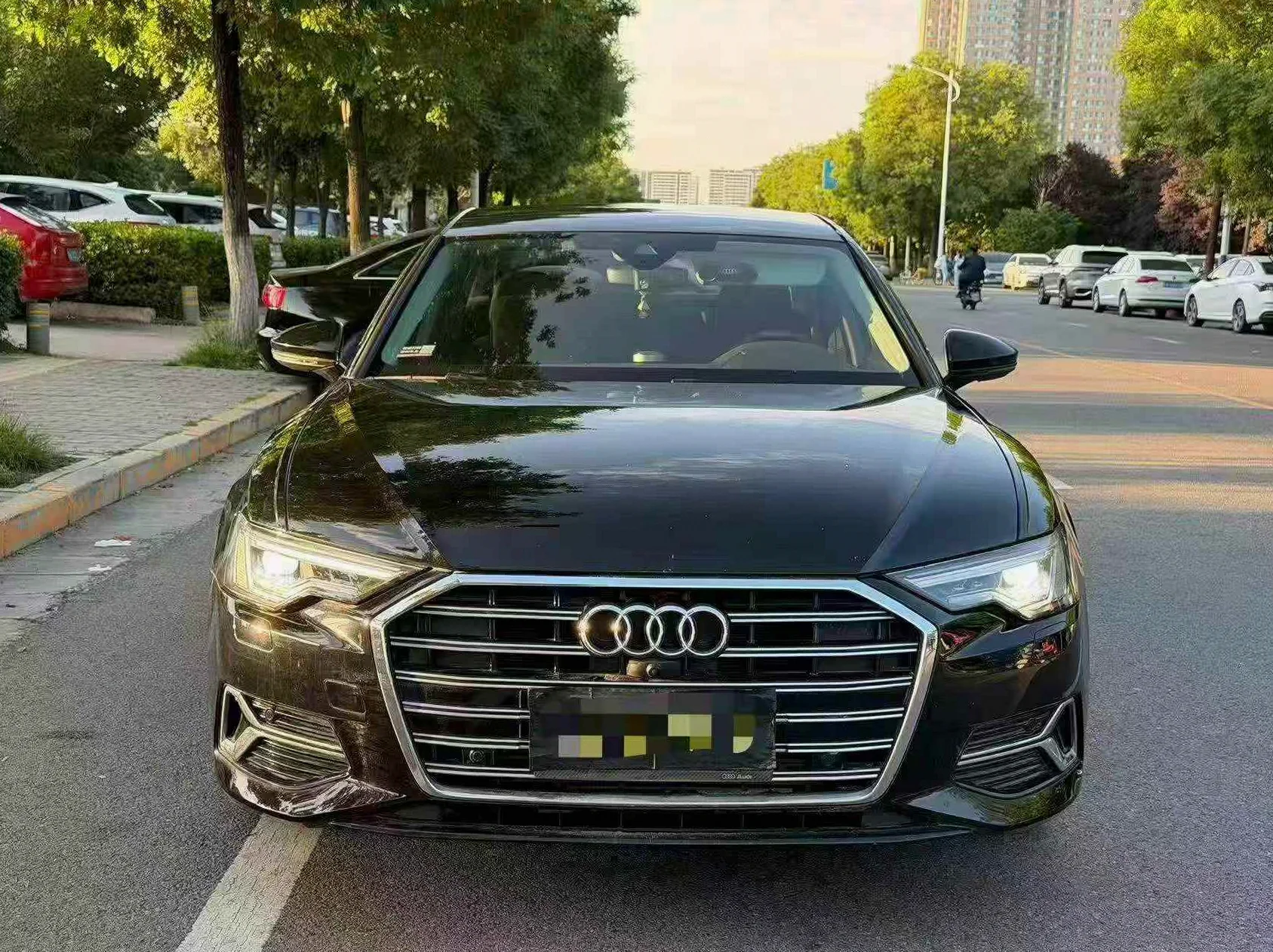奥迪A6L 正面外观二