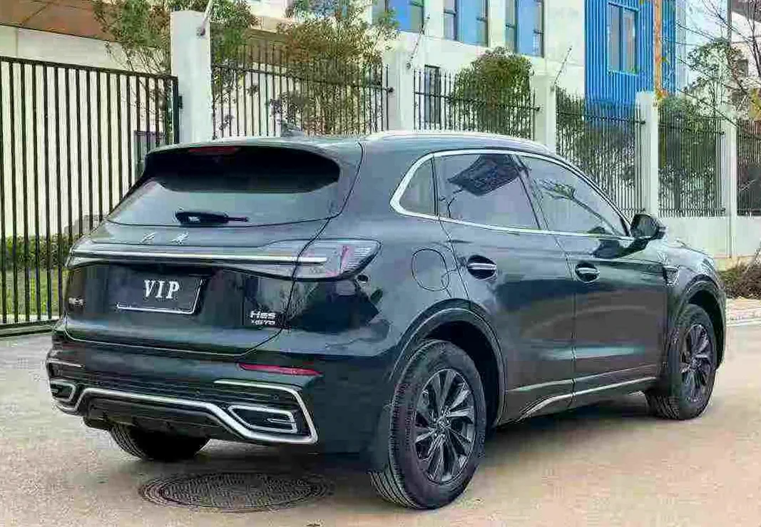 红旗HS5 后面外观二