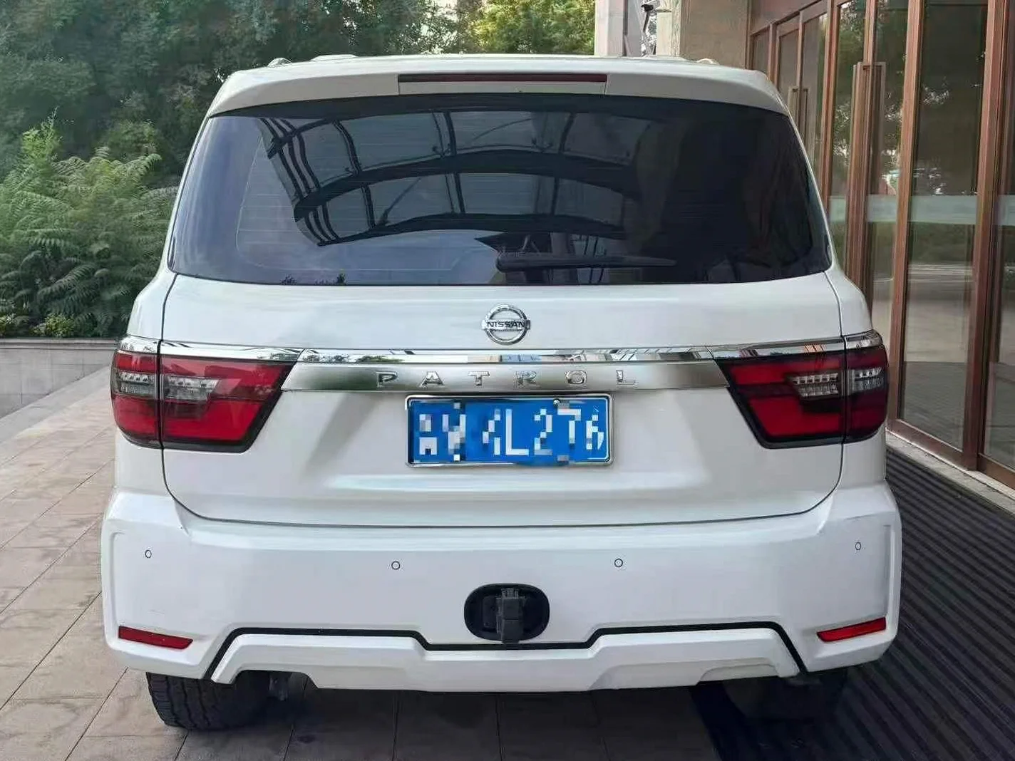 日产途乐 后面外观二