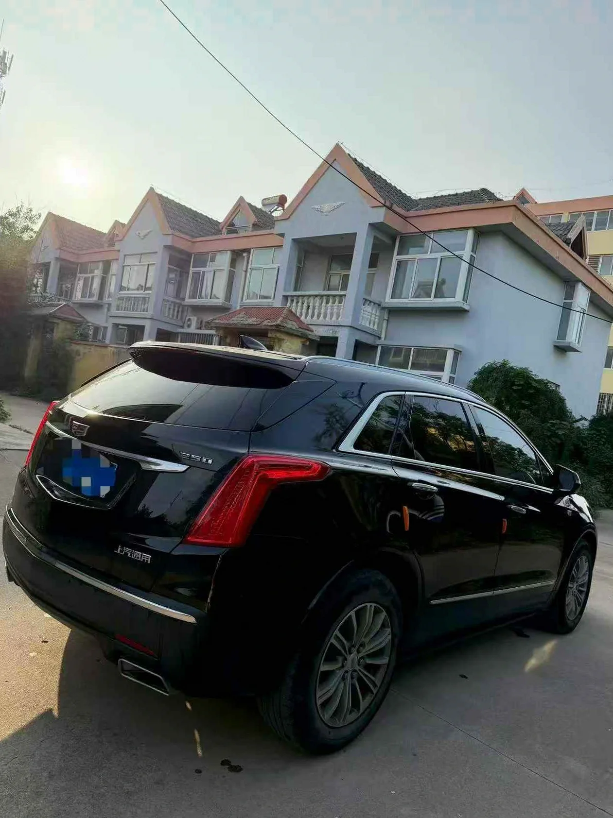凯迪拉克XT5 后面外观二
